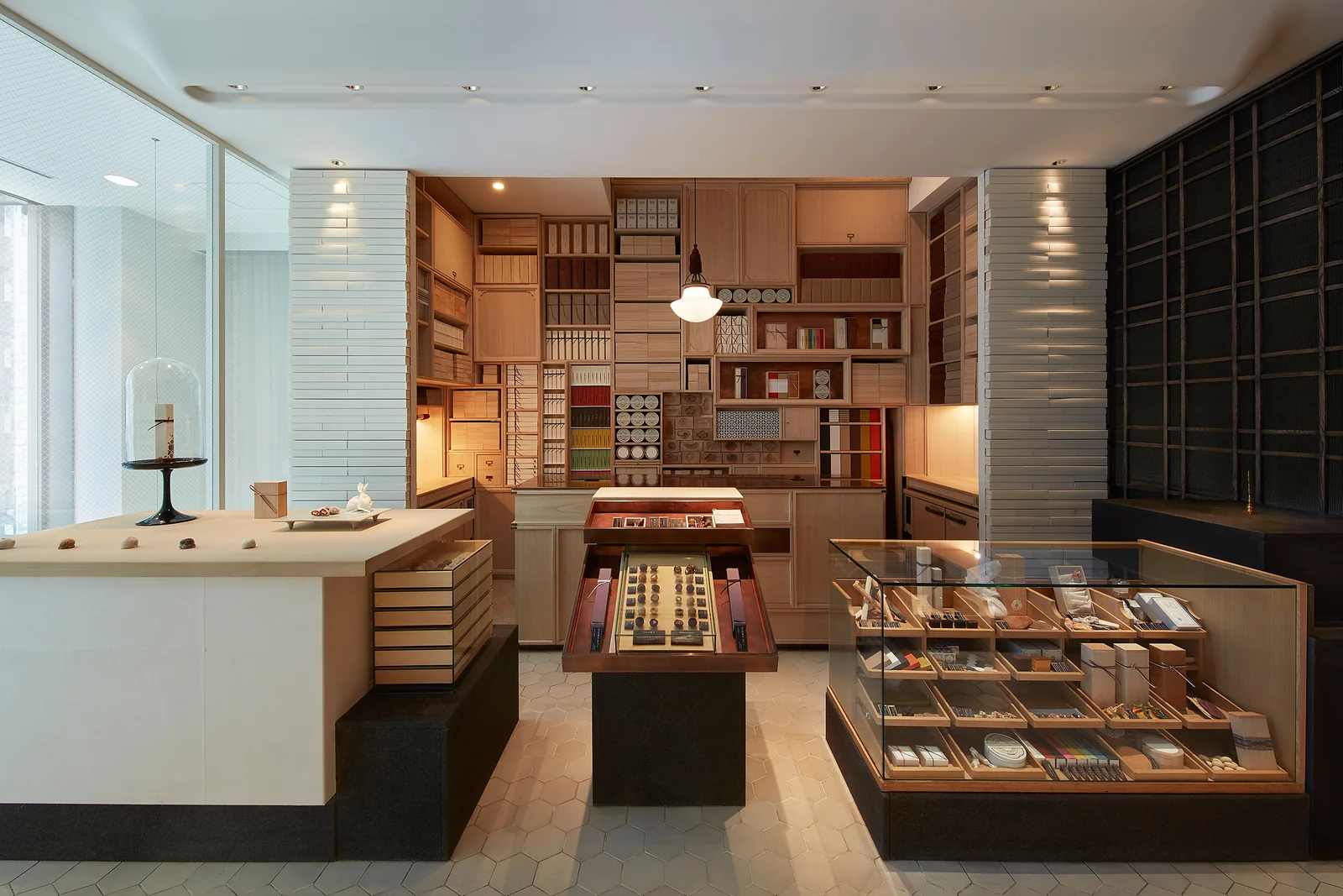 HIGASHIYA GINZA 茶房与器物空间