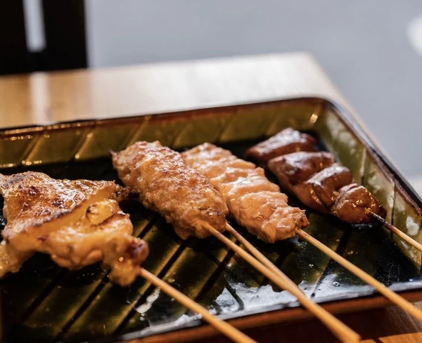 Yakitori Imai 当前订位套餐的不同部位炭烤鸡肉串